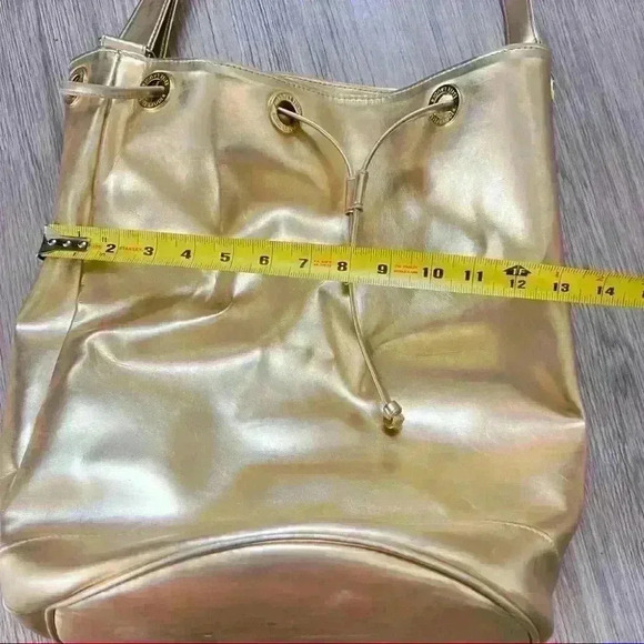 ESTÉE LAUDER GOLD  BUCKET CROSSBODY BAG - Picture 8 of 15